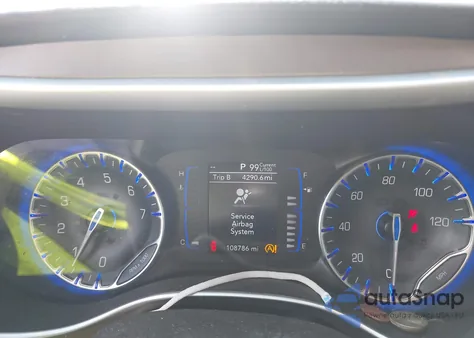 2021 Chrysler Voyager Lxi из США, поврежденный, VIN 2C4RC1DG2MR516870